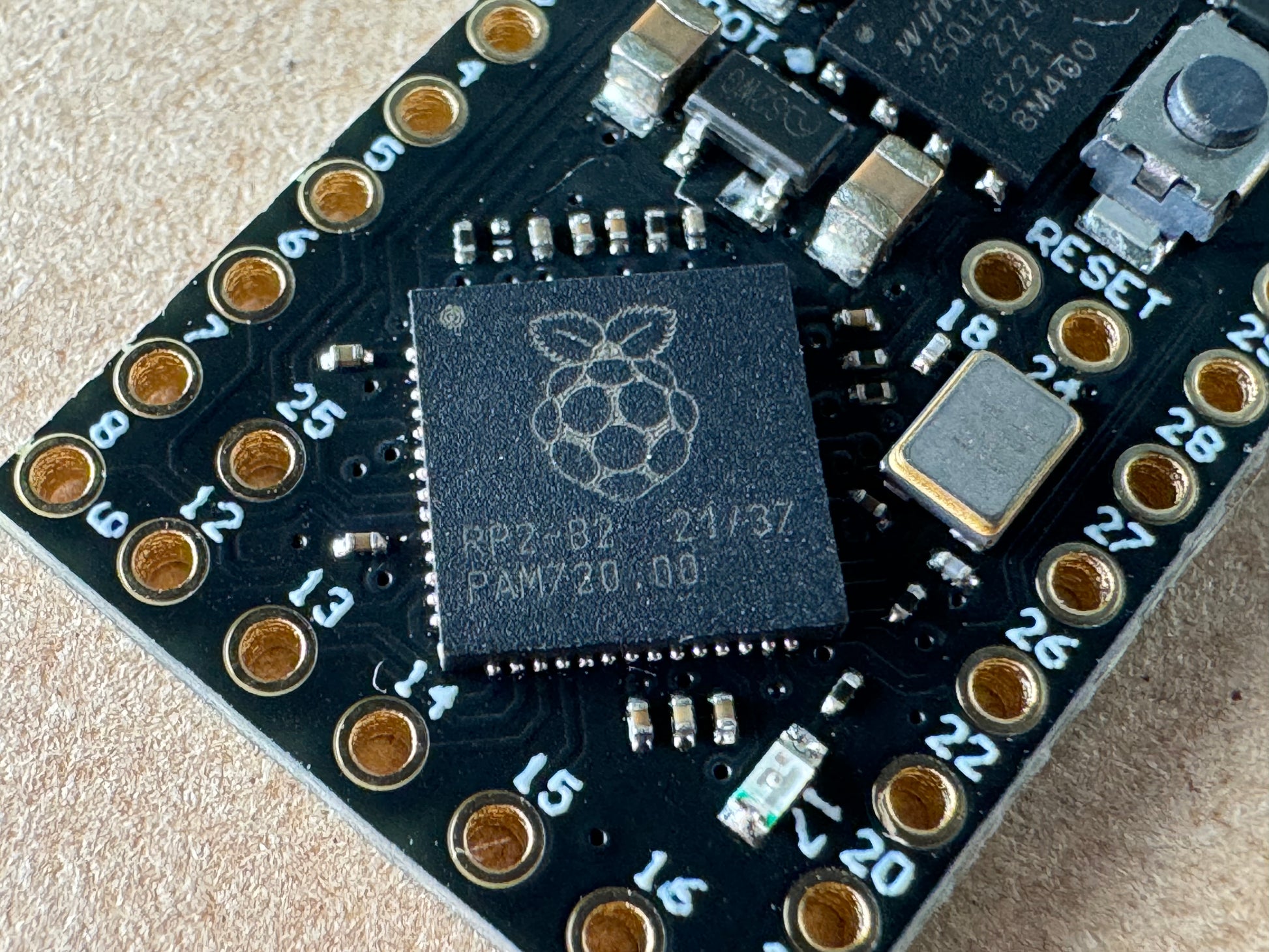 Arduino Pro Micro (RP2040) – ScottoKeebs